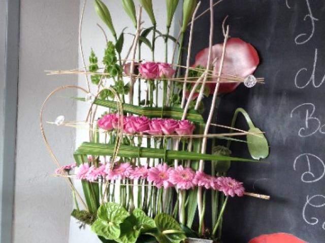 COMPOSITION FLORALE  , BOUQUET BULLE , CENTRE DE TABLE  PERSONNALISABLE