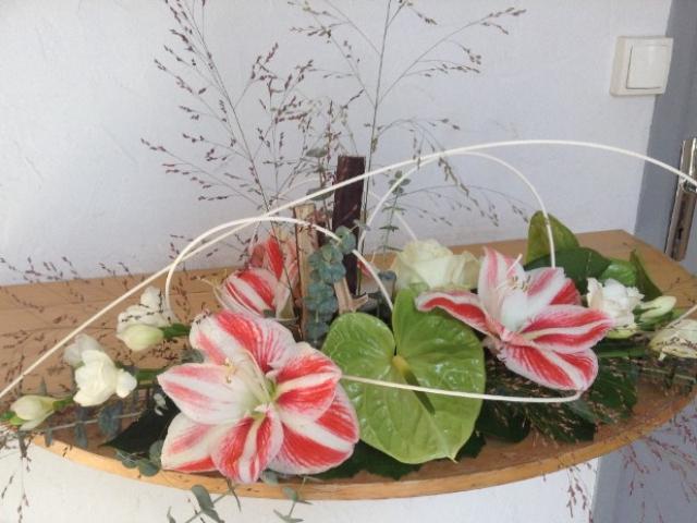 COMPOSITION FLORALE  , BOUQUET BULLE , CENTRE DE TABLE  PERSONNALISABLE