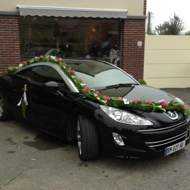  DECOR VOITURE ,EGLISE ,BOUTONNIERE BQT MARIEE ...